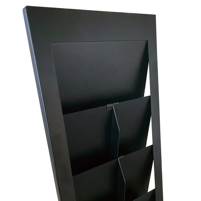 Design black-front.webp