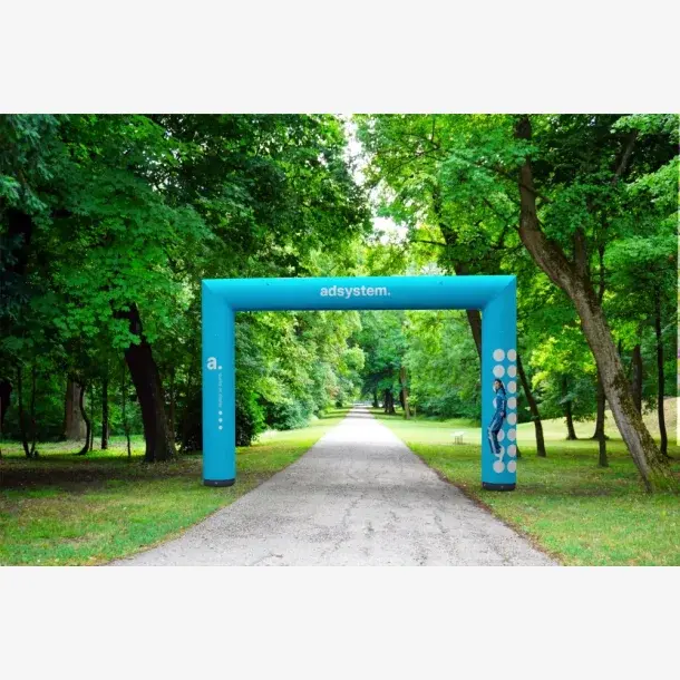 adGate Air Square example.webp