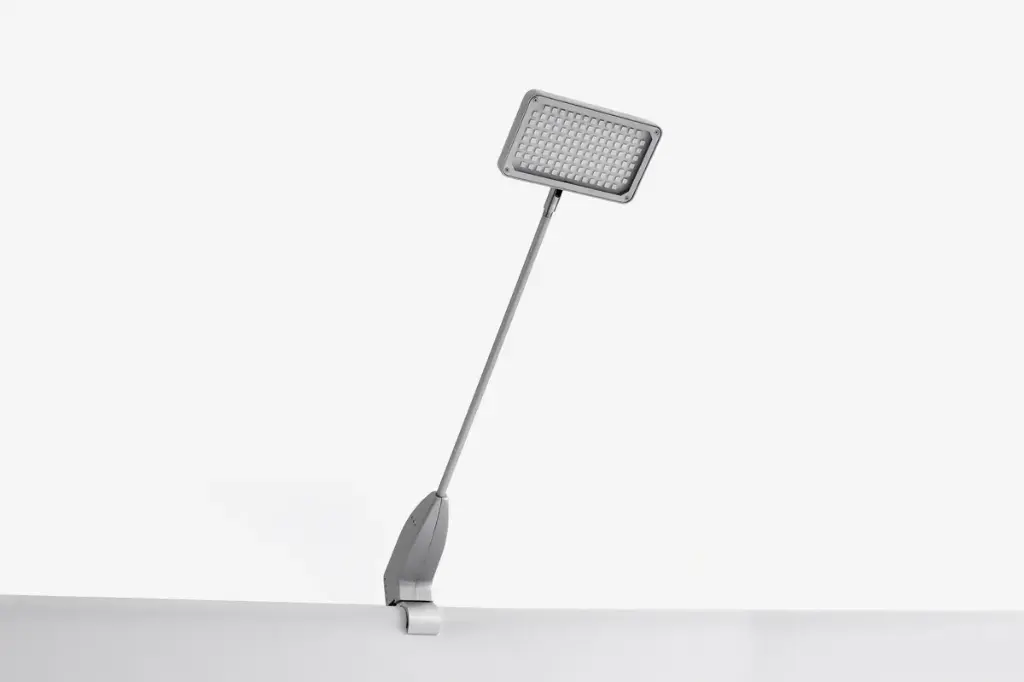 Adwall Vario light Classic_spot.webp