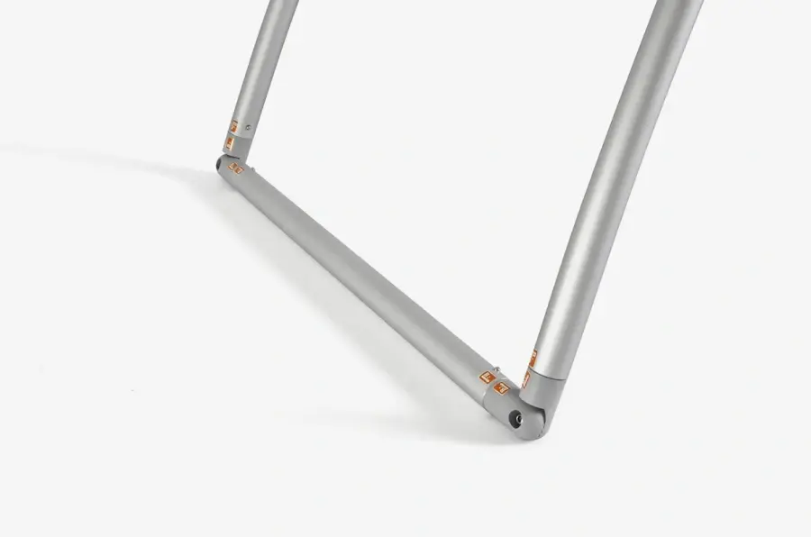 adWall Vario Arch A-foot.webp