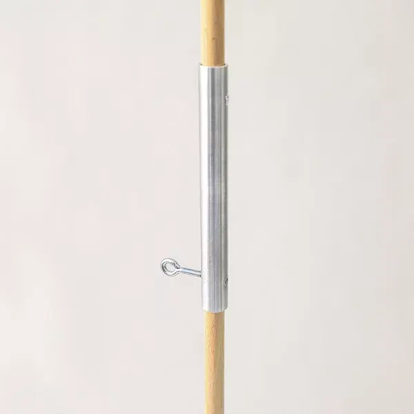 wood stand-mat.webp