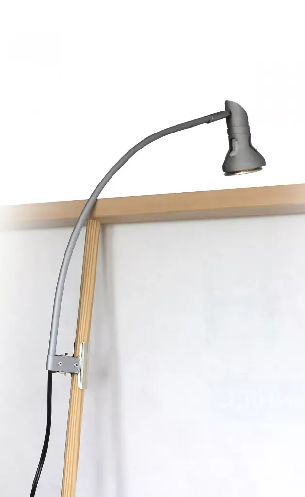 DC - Eco stand-lamp.webp