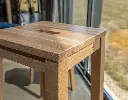tabouret haut en bois3.webp